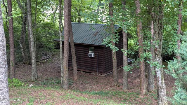 250 Hickory Woods Trail, Murphy, NC 28906