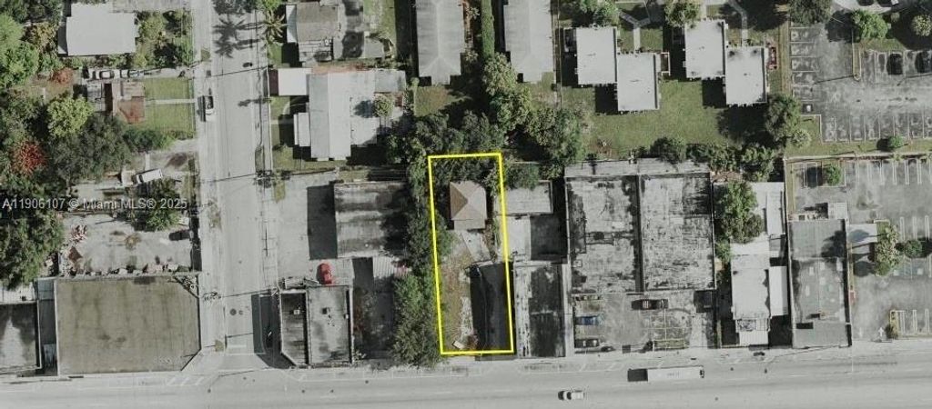 279 NW 54th St, Miami, FL 33127
