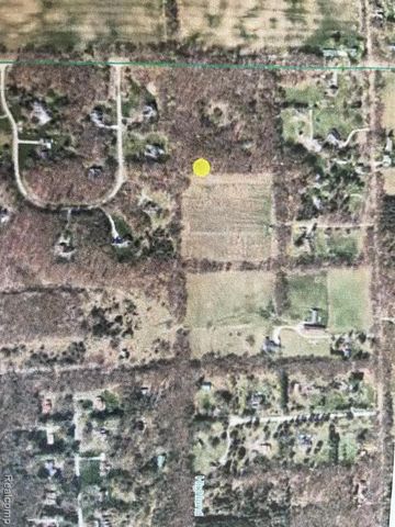 09 Tipsico Lake Road, Highland, MI 48357