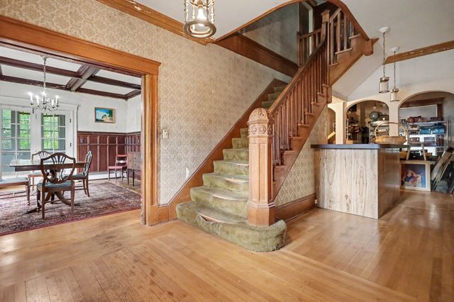 165 Berkeley St, Methuen, MA 01844