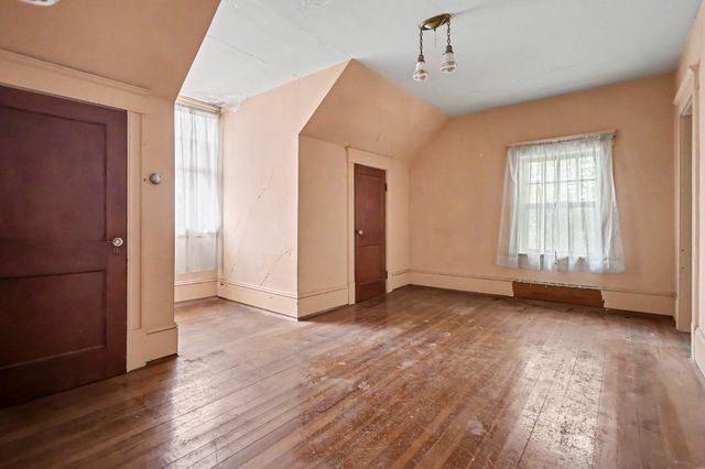 165 Berkeley St, Methuen, MA 01844