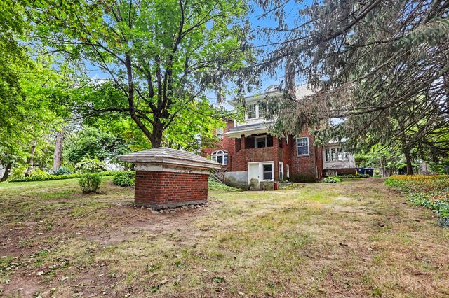 165 Berkeley St, Methuen, MA 01844