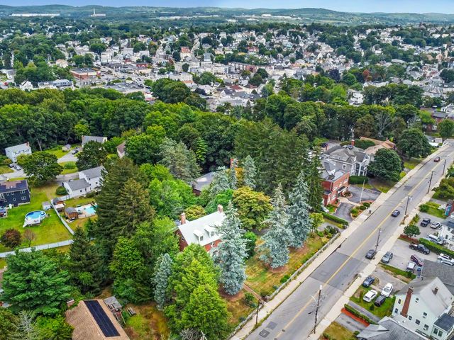165 Berkeley St, Methuen, MA 01844