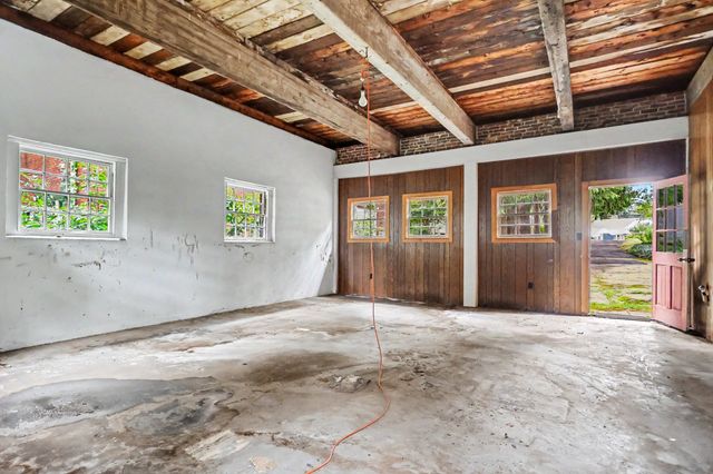 165 Berkeley St, Methuen, MA 01844
