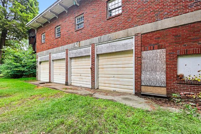165 Berkeley St, Methuen, MA 01844