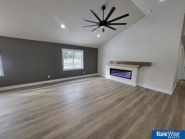 441 Half Moon Drive, Lincoln, NE 68527