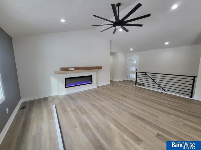 441 Half Moon Drive, Lincoln, NE 68527