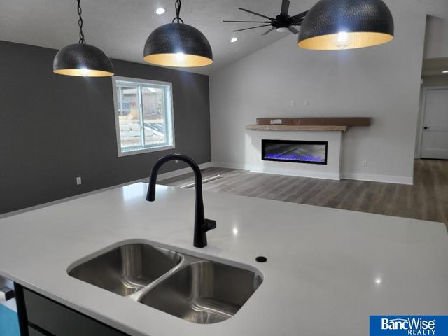 441 Half Moon Drive, Lincoln, NE 68527