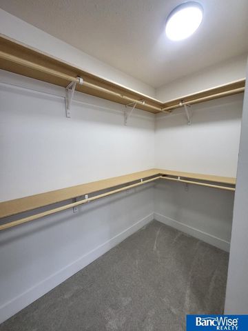 441 Half Moon Drive, Lincoln, NE 68527