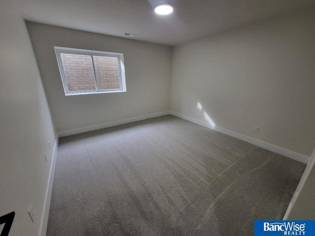 441 Half Moon Drive, Lincoln, NE 68527