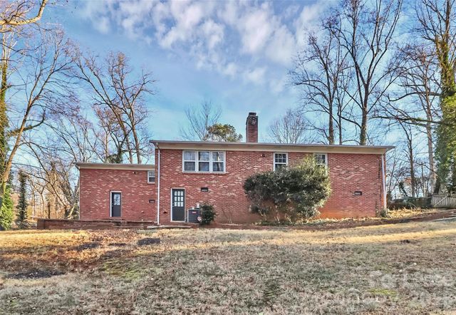 8101 Kerrybrook Circle, Charlotte, NC 28214
