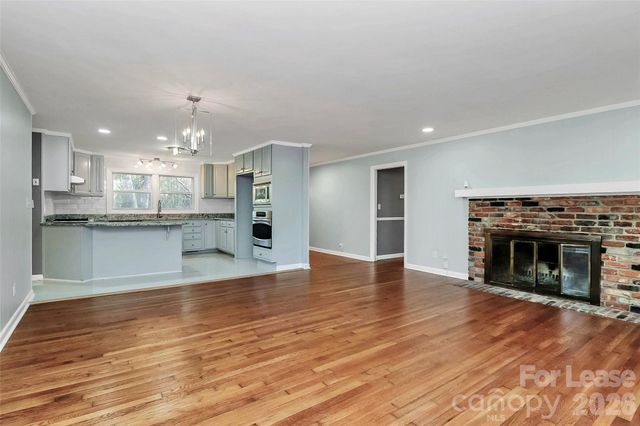 8101 Kerrybrook Circle, Charlotte, NC 28214