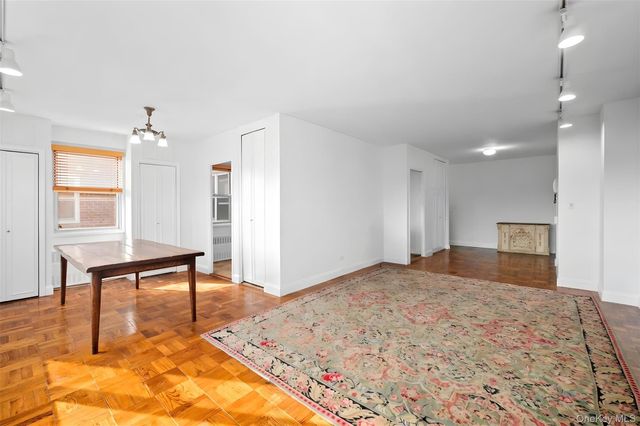 230 Garth Road 7D1, Scarsdale, NY 10583