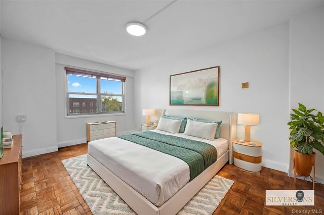 230 Garth Road 7D1, Scarsdale, NY 10583