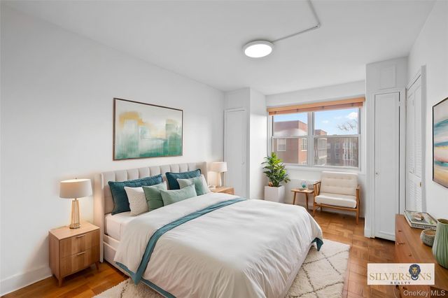 230 Garth Road 7D1, Scarsdale, NY 10583