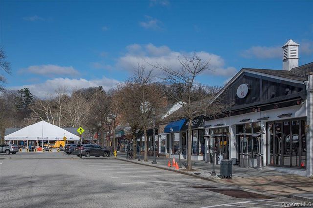 230 Garth Road 7D1, Scarsdale, NY 10583