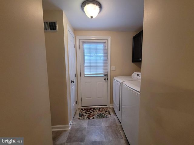 235 MILLWOOD AVE, Winchester, VA 22601