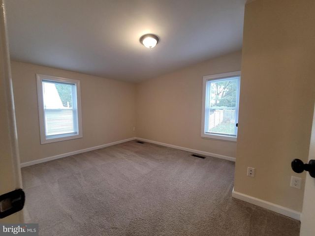 235 MILLWOOD AVE, Winchester, VA 22601