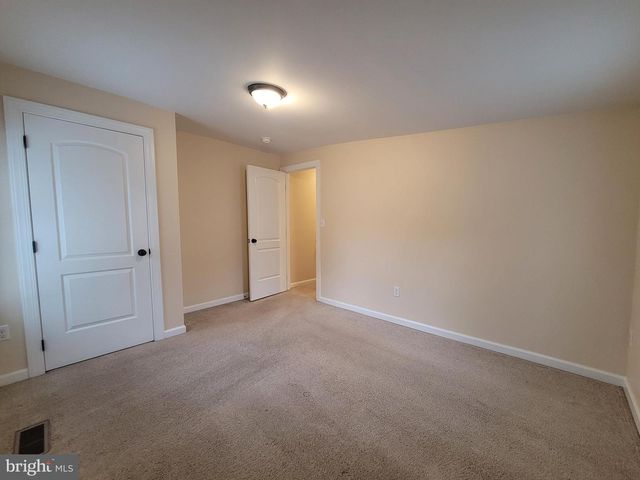 235 MILLWOOD AVE, Winchester, VA 22601