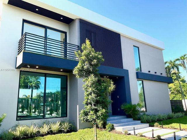 1700 NE 18th St, Fort Lauderdale, FL 33305