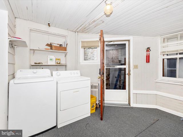 18-20 WATER ST, Thurmont, MD 21788