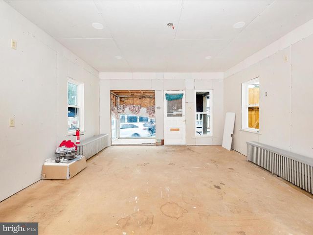18-20 WATER ST, Thurmont, MD 21788