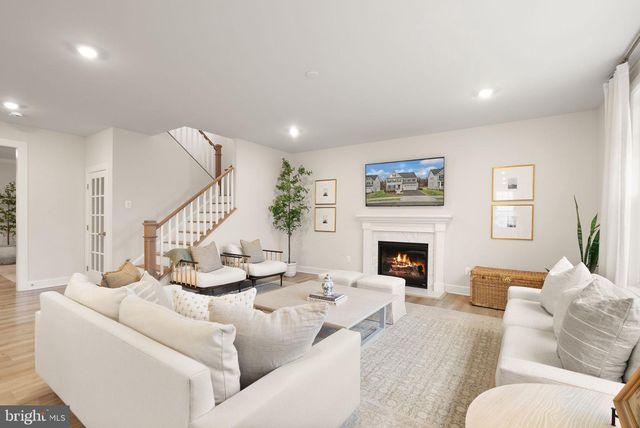 19415 COTHECHNEY PL, Leesburg, VA 20175