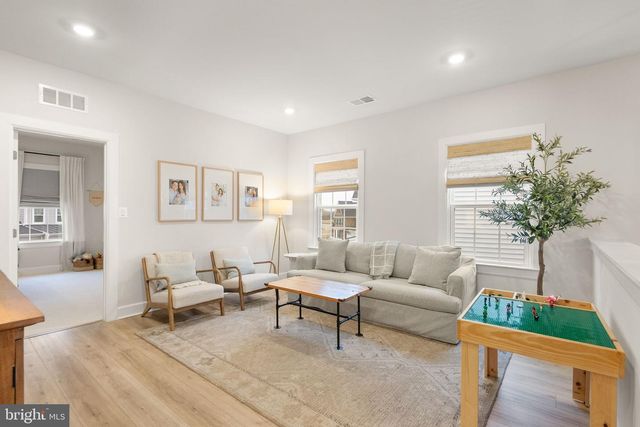 19415 COTHECHNEY PL, Leesburg, VA 20175