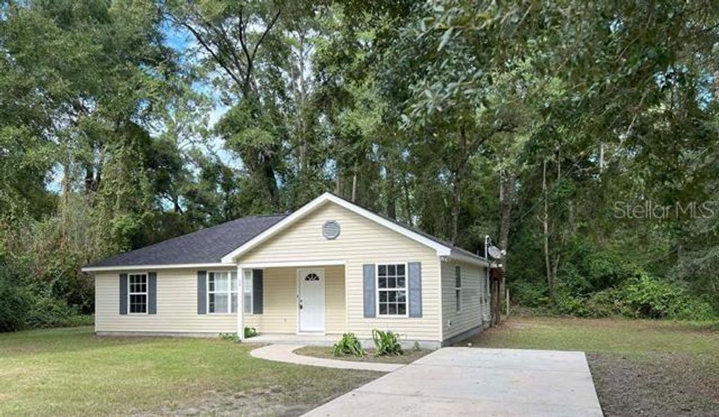 Image 1 of property listing at 29 CHIPPEWA ROAD, Crawfordville, FL 32327