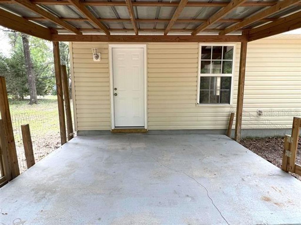 Image 13 of property listing at 29 CHIPPEWA ROAD, Crawfordville, FL 32327