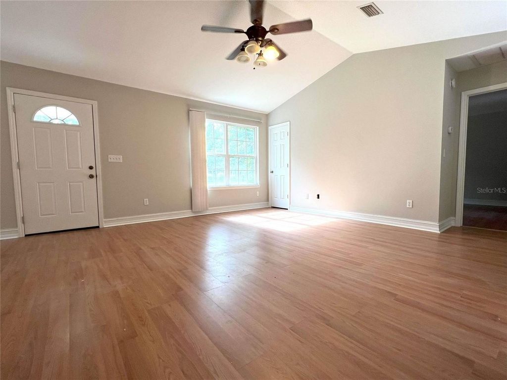 Image 7 of property listing at 29 CHIPPEWA ROAD, Crawfordville, FL 32327