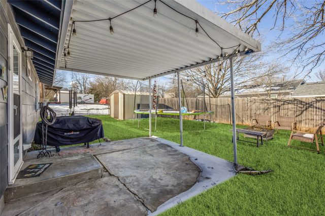 758 E Jefferson Street, Van Alstyne, TX 75495