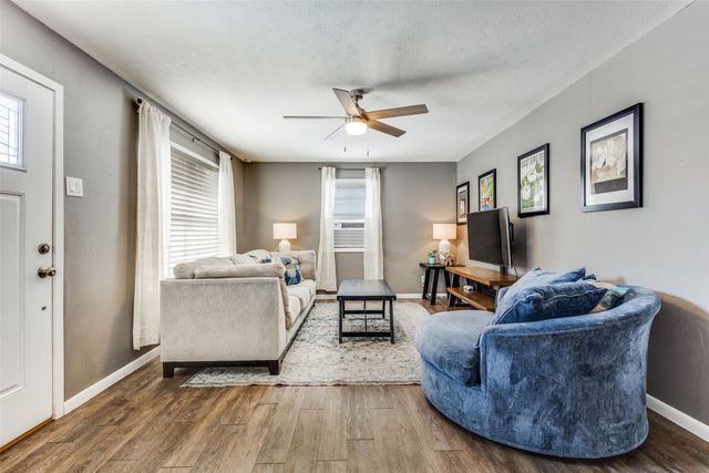 758 E Jefferson Street, Van Alstyne, TX 75495