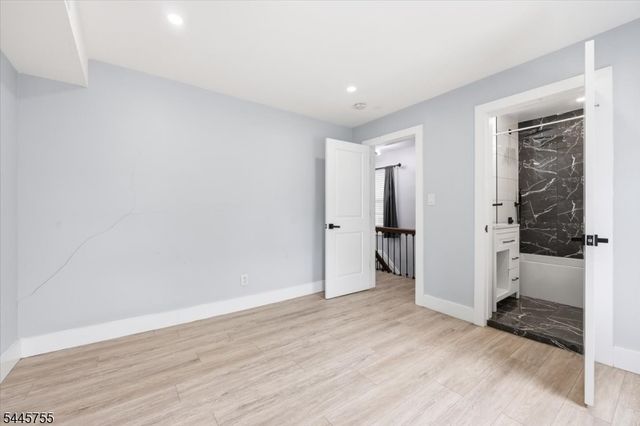24 Kingsley St, West Orange Twp., NJ 07052