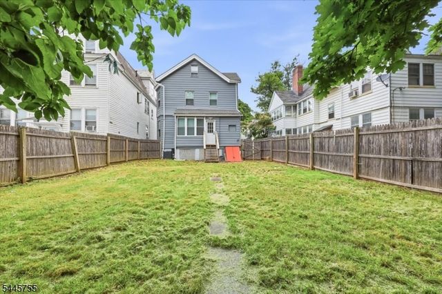 24 Kingsley St, West Orange Twp., NJ 07052