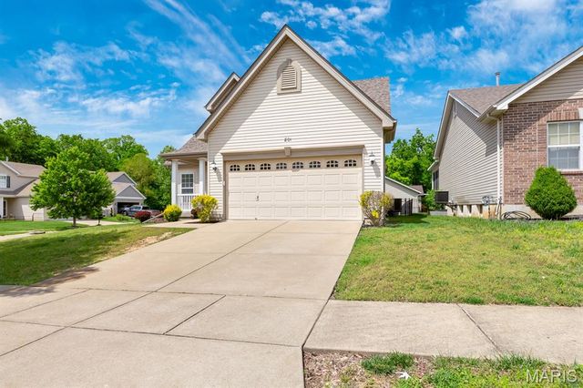 801 Sunflower Manor, O'fallon, MO 63368