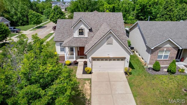 801 Sunflower Manor, O'fallon, MO 63368