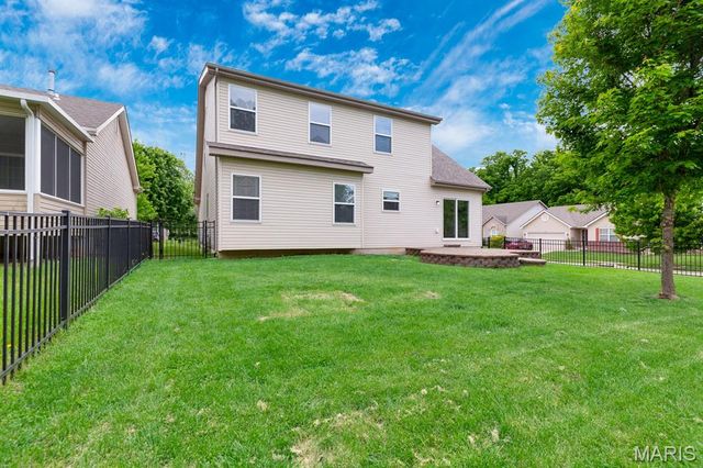 801 Sunflower Manor, O'fallon, MO 63368