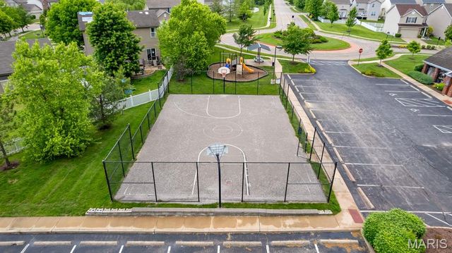 801 Sunflower Manor, O'fallon, MO 63368
