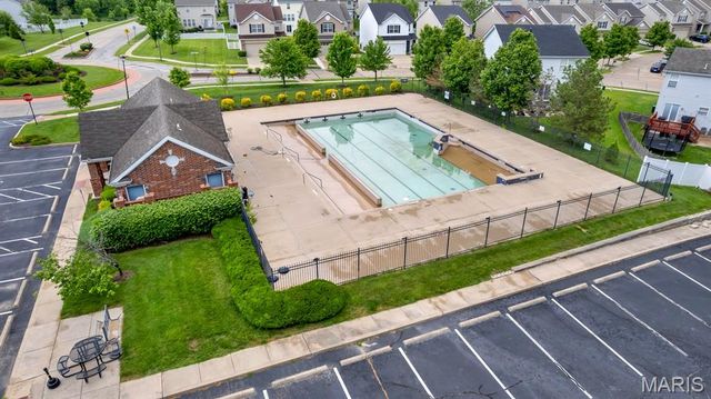 801 Sunflower Manor, O'fallon, MO 63368