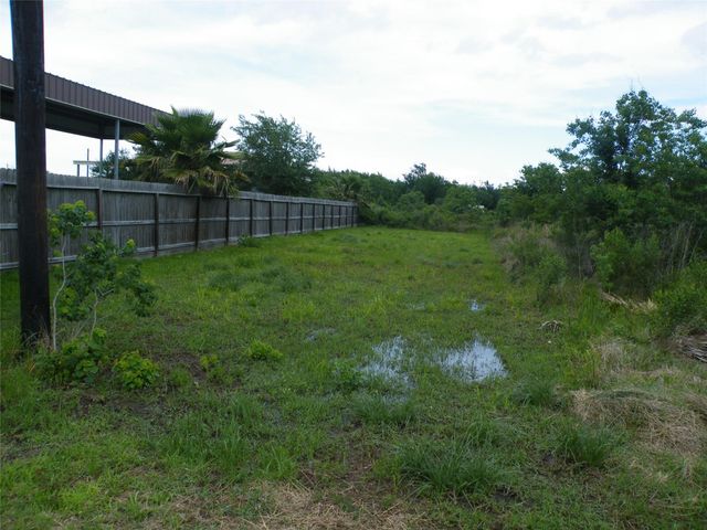 729 17th Street, Dickinson, TX 77539