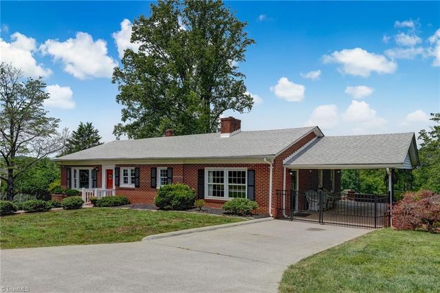 411 Vintage Road, Eden, NC 27288