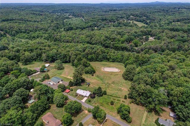 411 Vintage Road, Eden, NC 27288