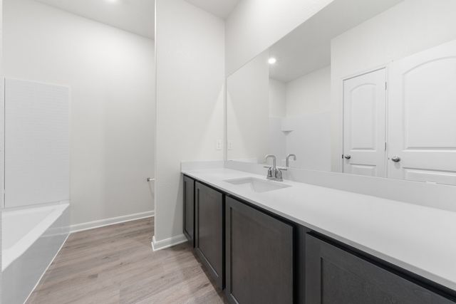 945 Cawthorne Trail, Fort Worth, TX 76108