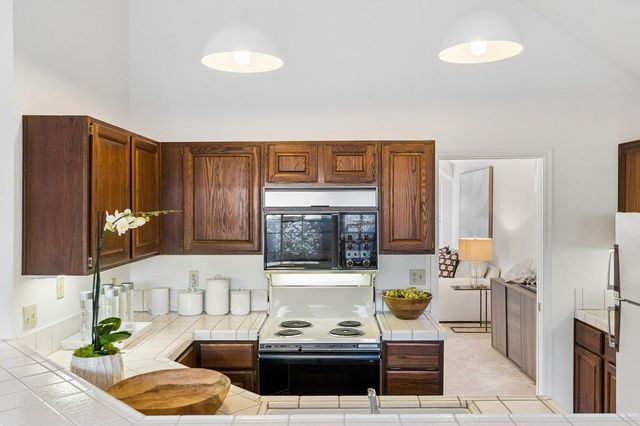 1402 Dominica Lane, Foster City, CA 94404