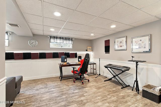 11 Stratford Drive, Manalapan, NJ 07726