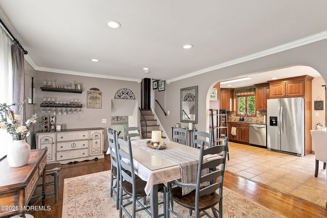 11 Stratford Drive, Manalapan, NJ 07726
