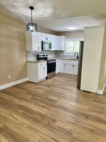 1981 Hightop Road, Corbin, KY 40701