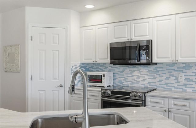 14000 WILLOW GLEN COURT 208, Port Charlotte, FL 33953