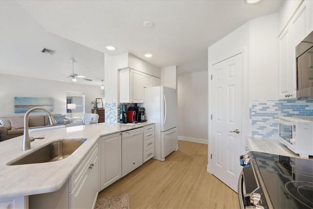 14000 WILLOW GLEN COURT 208, Port Charlotte, FL 33953